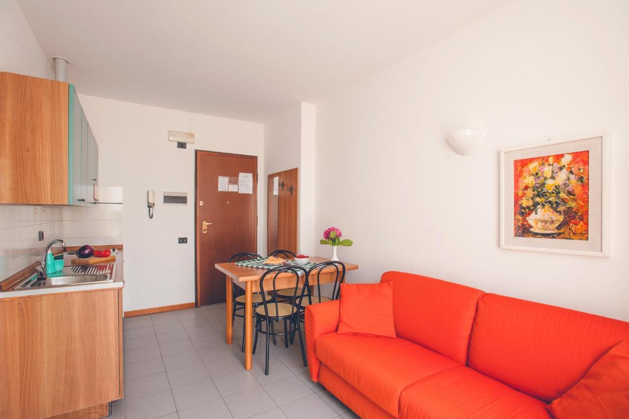 Residence Il Monello Лоано Экстерьер фото