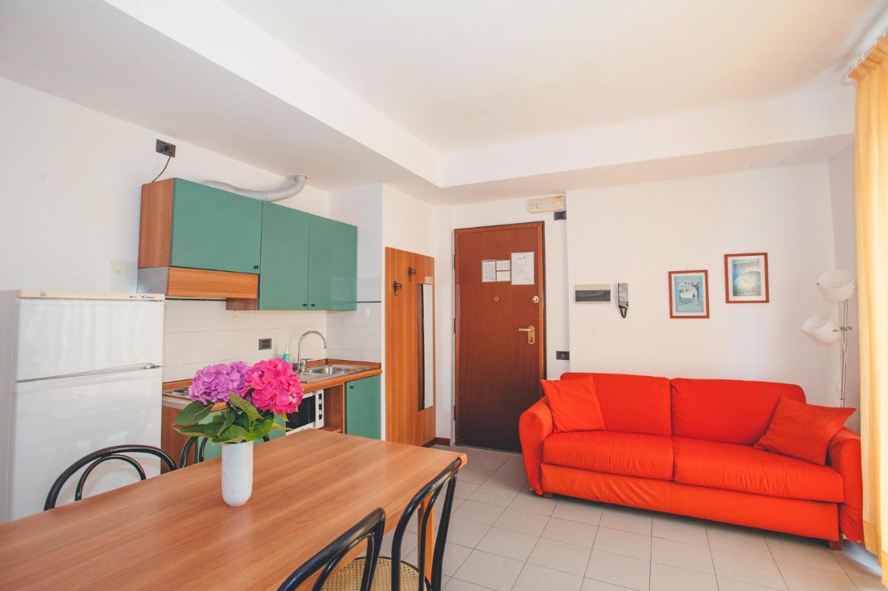 Residence Il Monello Лоано Экстерьер фото